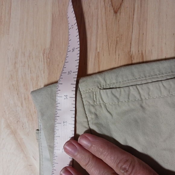 NWT J.Crew City Fit Khaki Capri - Picture 8 of 10